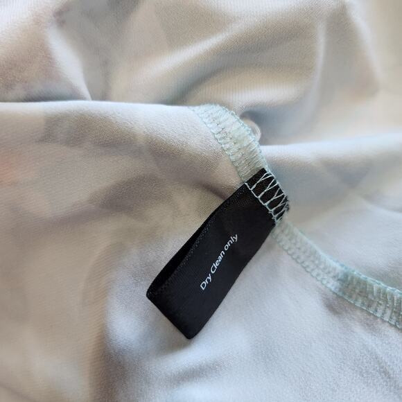 Boston Proper Floral Flower Beaded Embellished Boho Blouse V-Neck Multi Size XS - Picture 7 of 8